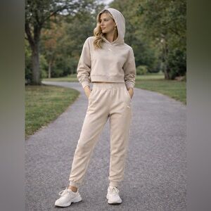 Puma Train Women's Beige Jogger Set, Sz S